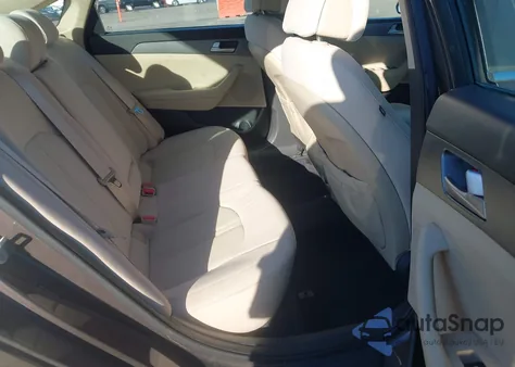 2016 Hyundai Sonata Se z USA, uszkodzony, nr VIN 5NPE24AF7GH300545
